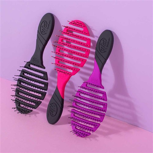 WetBrush Pro Flex Dry Hair Brush Pink