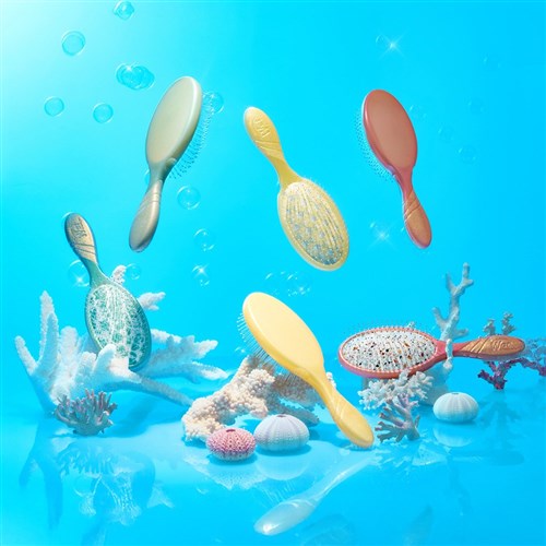 WetBrush Pro Pearlescent Aura Detangler Sage