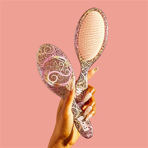 WetBrush Wicked Glinda Detangling Kit